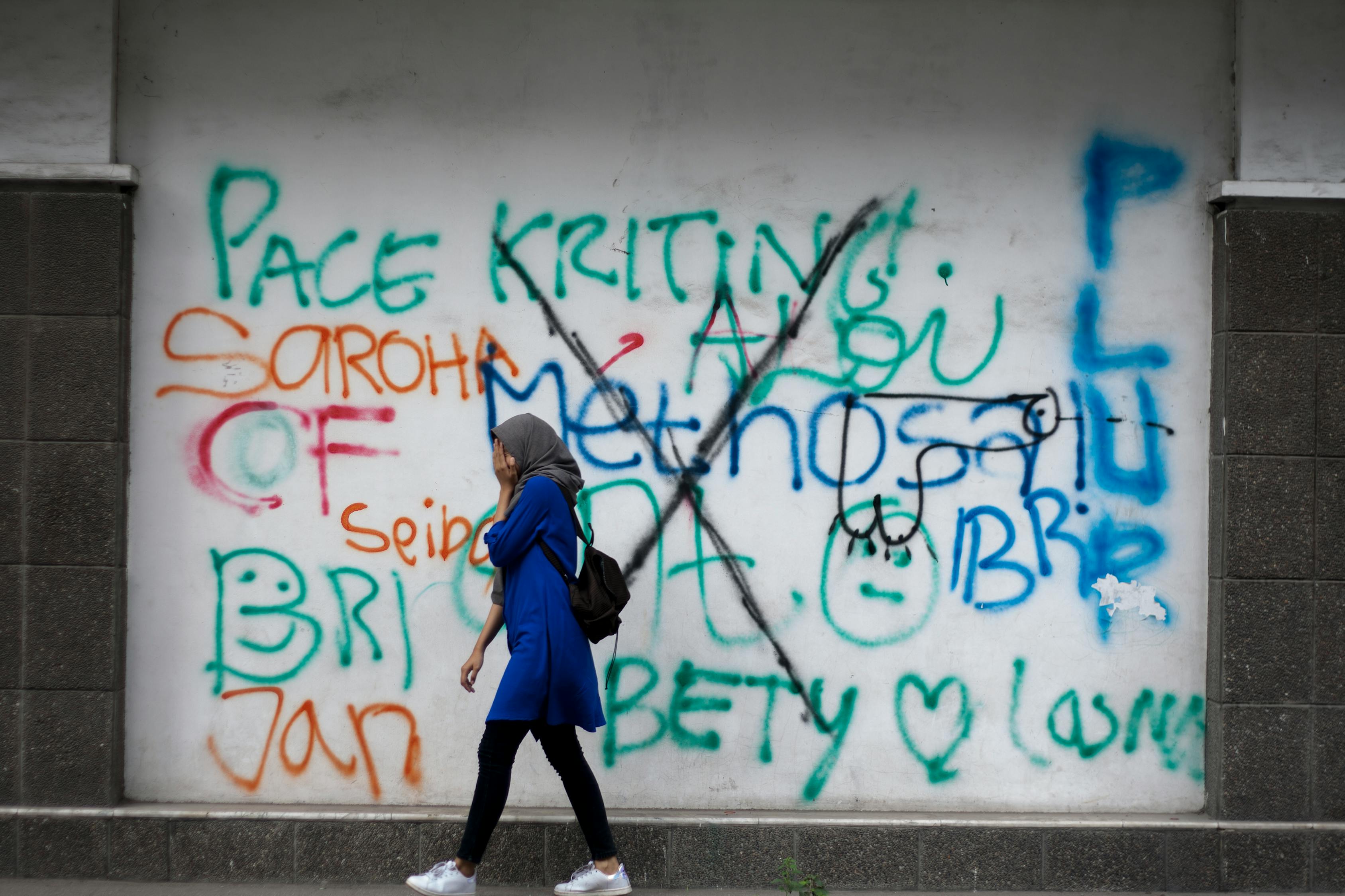 國產(chǎn)電影保護(hù)月，保護(hù)與發(fā)展的藝術(shù)辯證之道