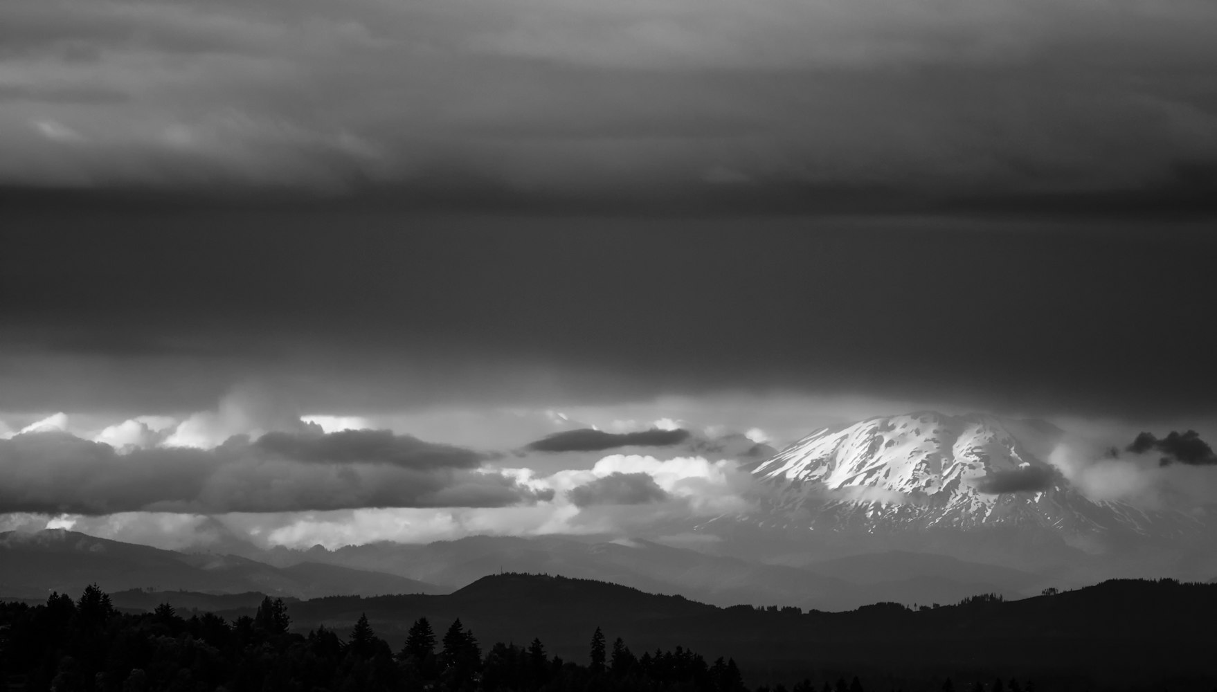情感深度與視覺藝術(shù)的交融，傷心動漫男圖片賞析